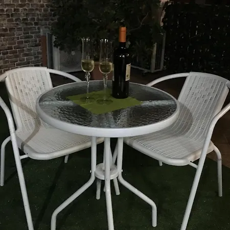 Oda ve Kahvaltı Longardi