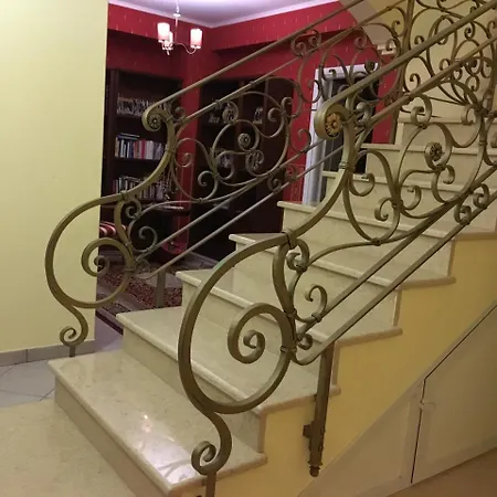 Nocleg ze śniadaniem Longardi 3*