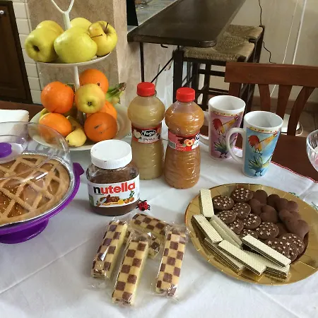 Nocleg ze śniadaniem Longardi 3*