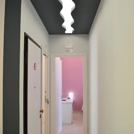 Oda ve Kahvaltı Longardi